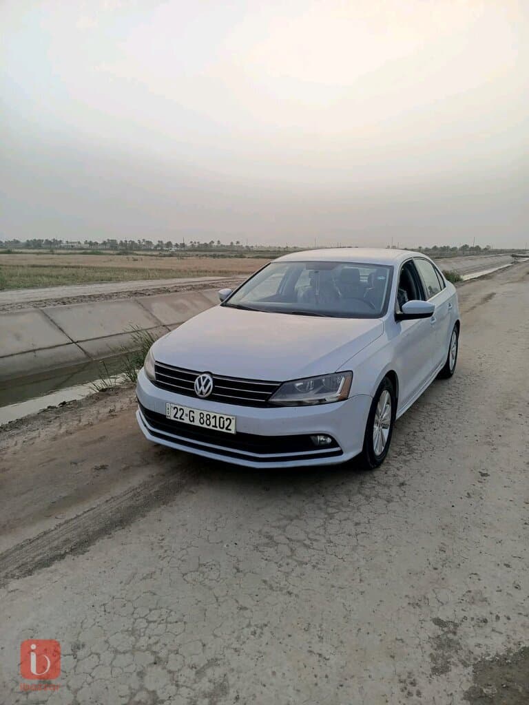 Volkswagen Jetta S 1