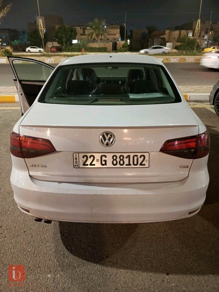 Volkswagen Jetta S 4