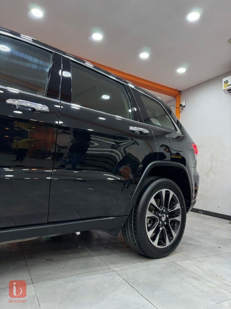 Jeep Grand Cherokee Limited 12