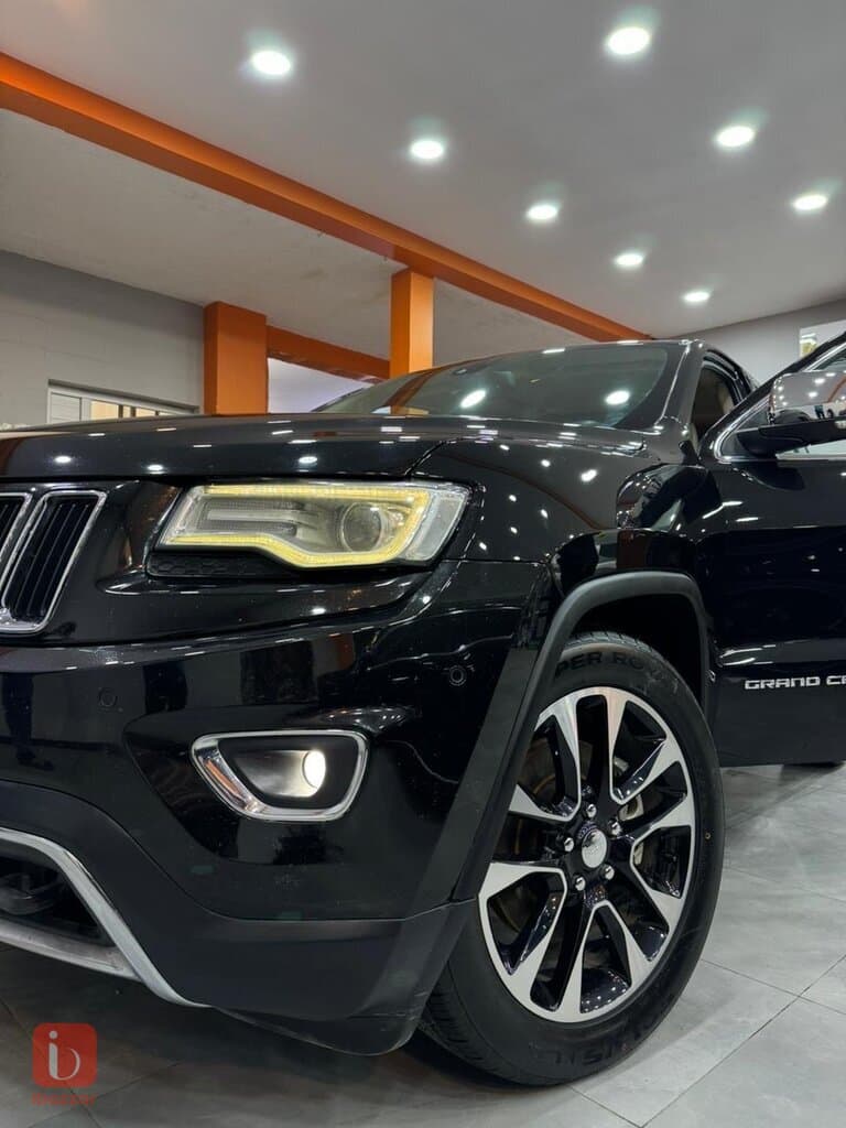 Jeep Grand Cherokee Limited 13