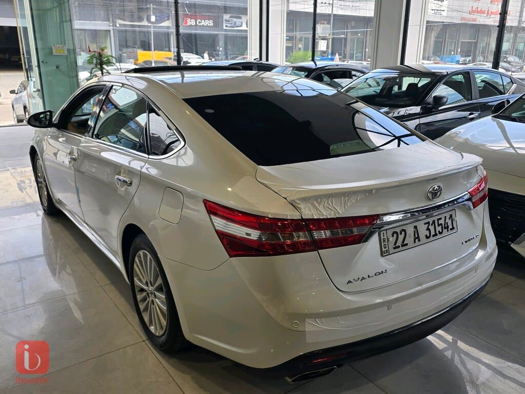 Toyota Avalon Limited 4