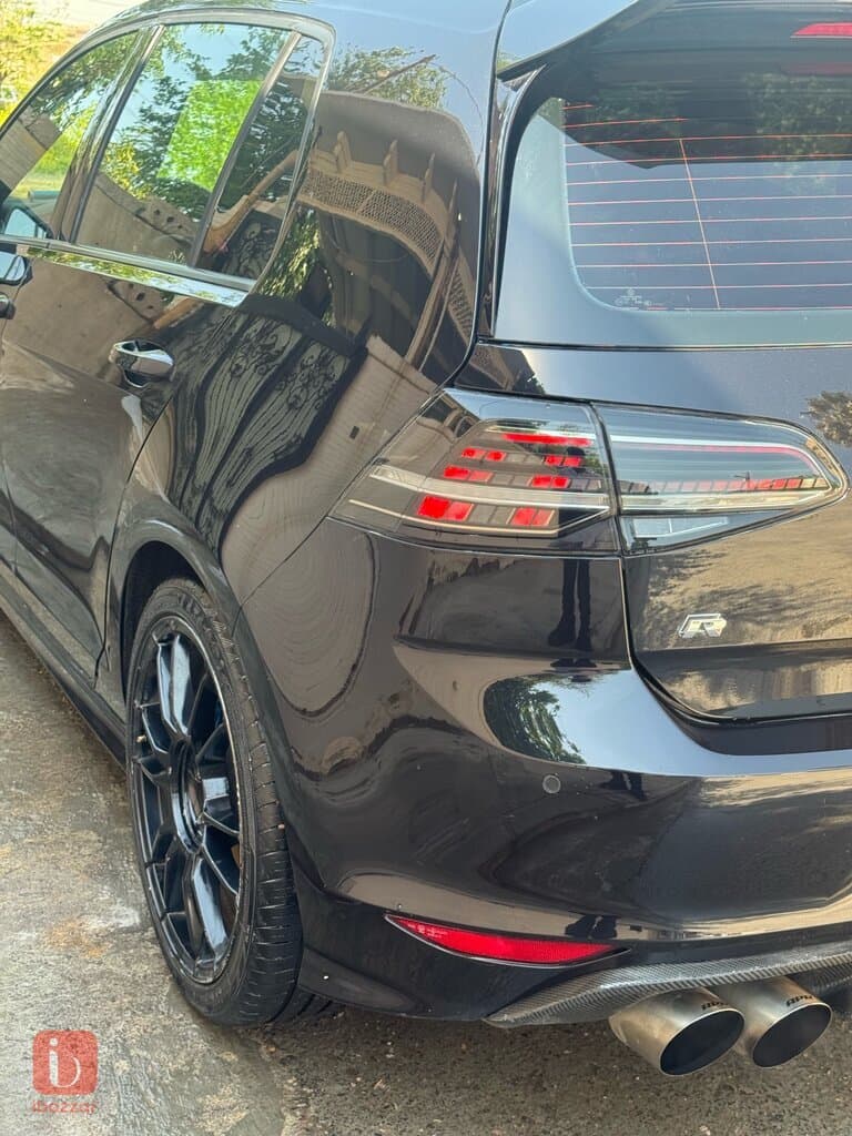 Volkswagen Golf R32 2