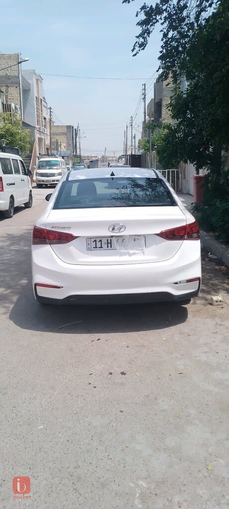 Hyundai Accent 4
