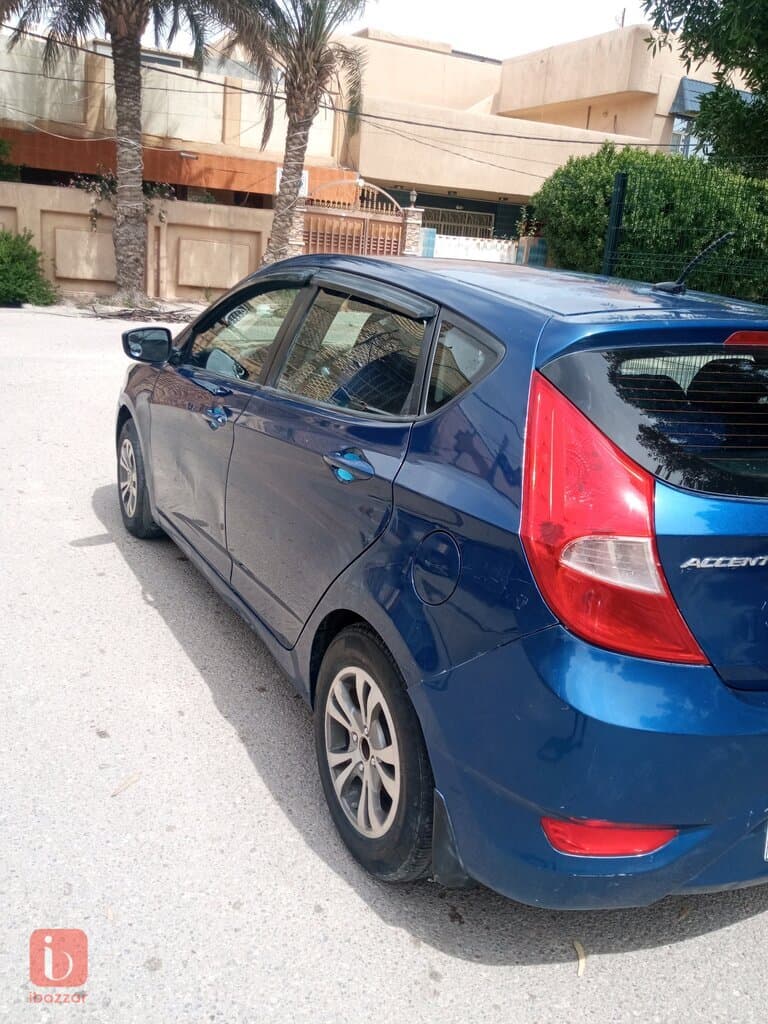 Hyundai Accent GLS TOP 12