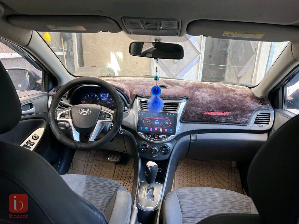 Hyundai Accent GLS TOP 8