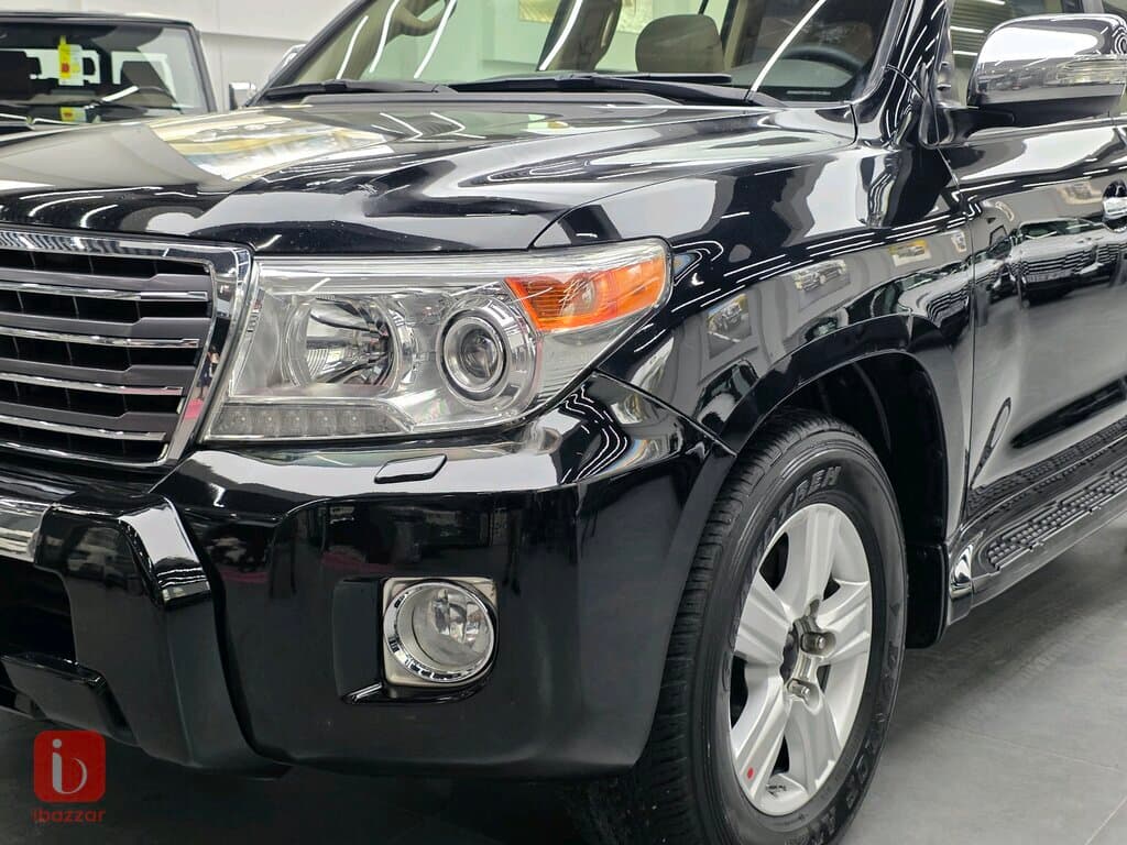 Toyota Land Cruiser GX 8