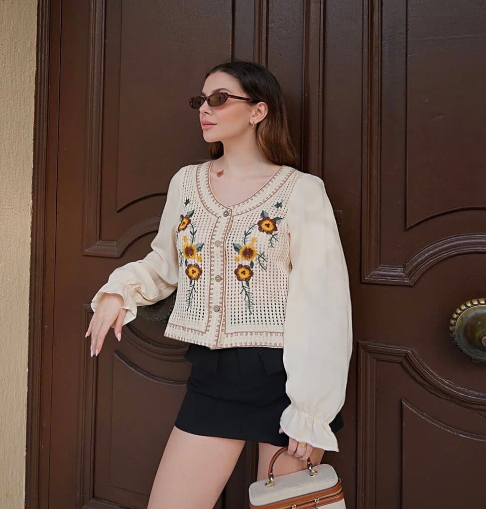 EsQ Women's Blouse - Cream (S) 3