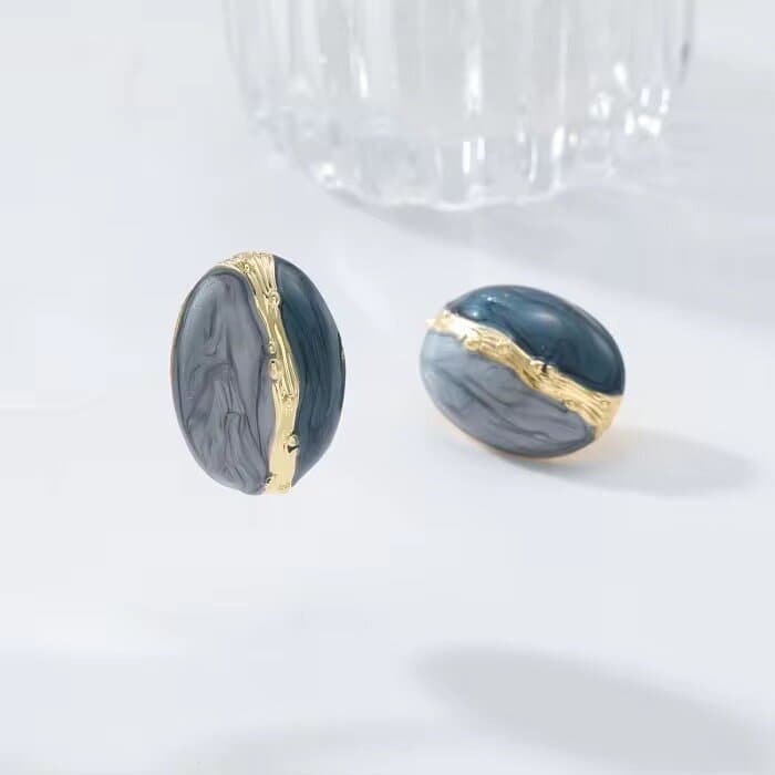 Women’s Earrings - Dark Gray 1