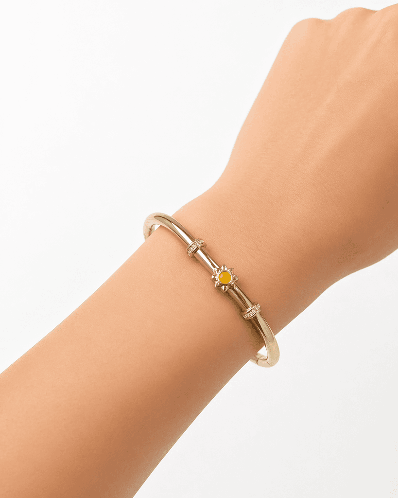 Women's Metal Bracelet - Gold 1