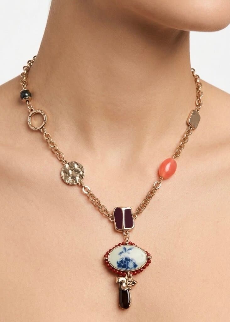 Women's Metal Necklace - Gold 1