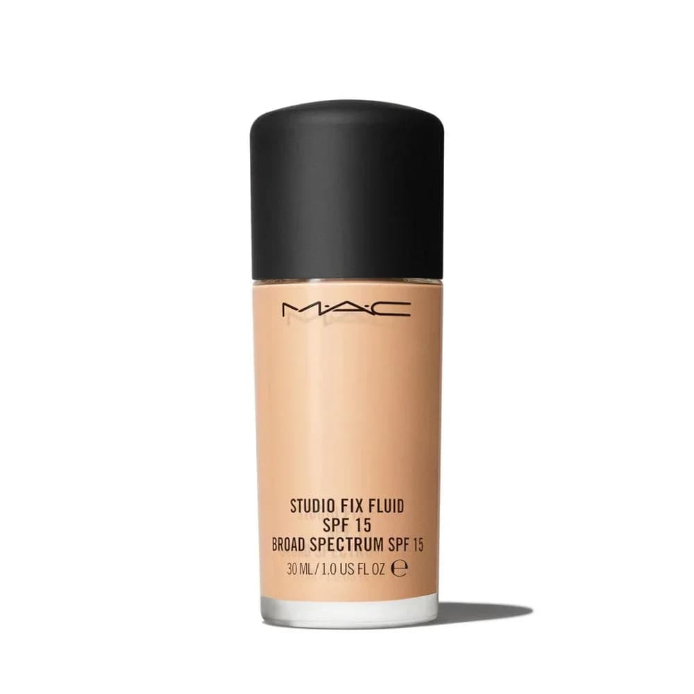 MAC Studio Fix Fluid SPF 15 24HR Matte Foundation + Oil Control - NC25 (30ml) 1