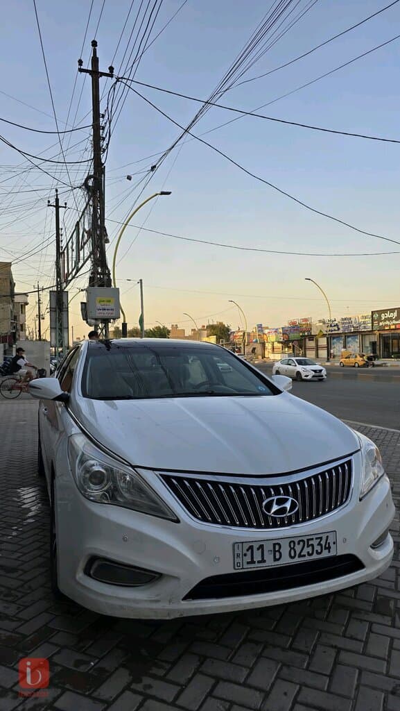 Hyundai Azera 2