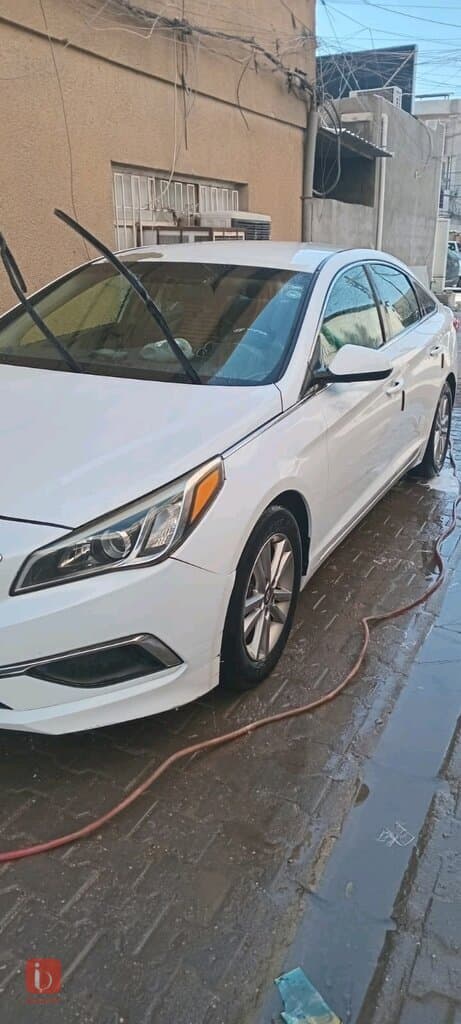 Hyundai Sonata Sport 8