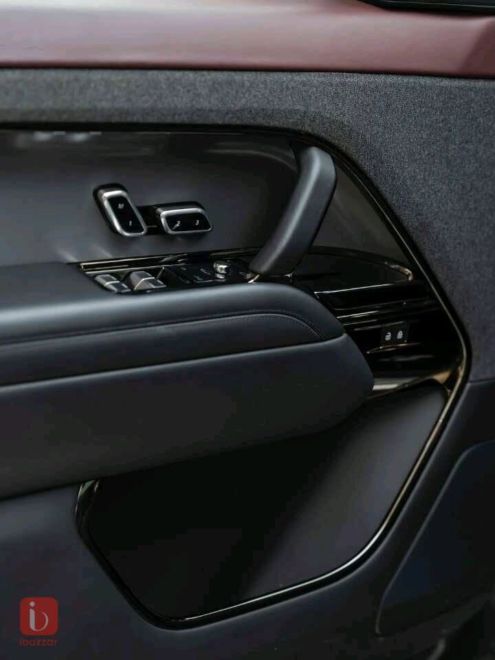 Land Rover Range Rover Sport SE 8