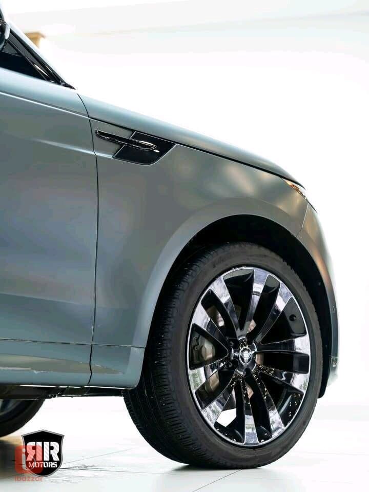 Land Rover Range Rover Sport 4