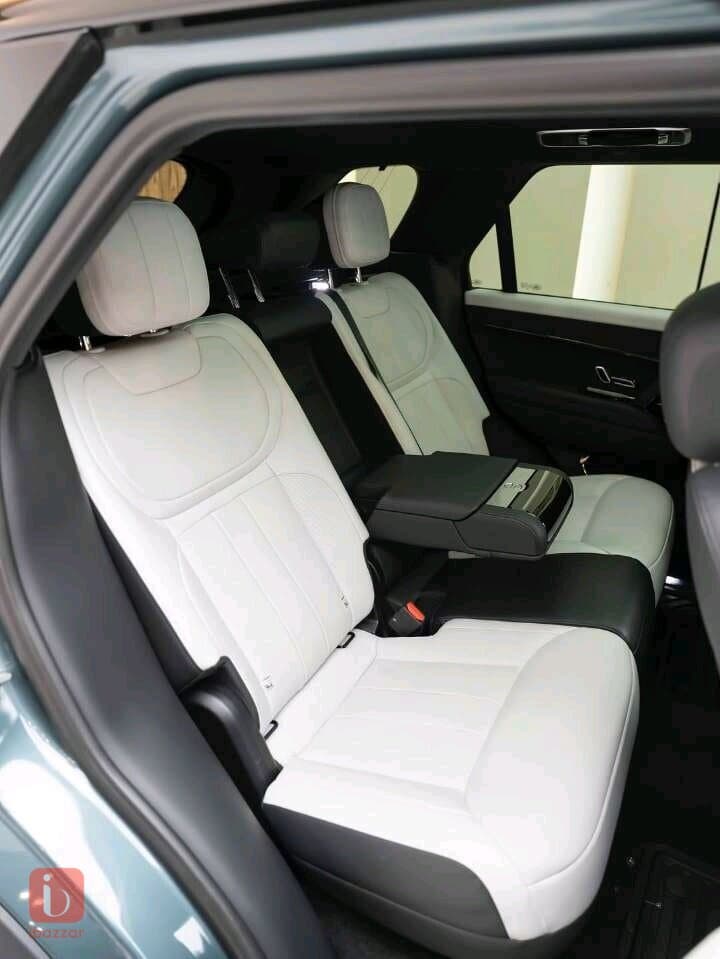 Land Rover Range Rover Sport 10