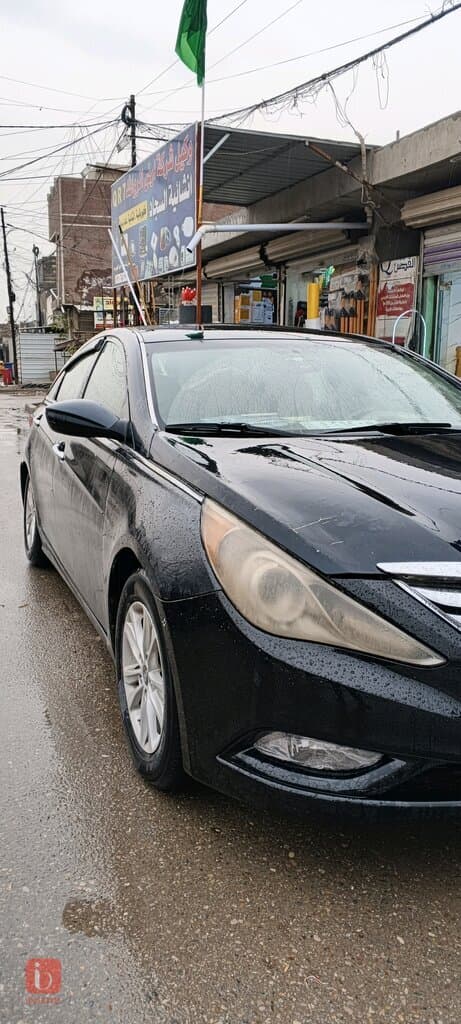Hyundai Sonata SE 4