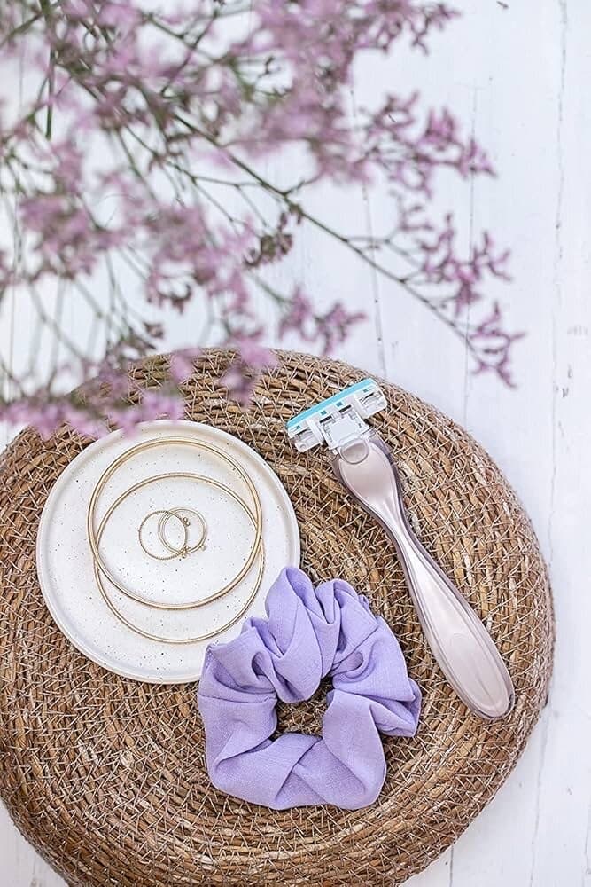 Intuition Sensitive Touch Women's Razor 3