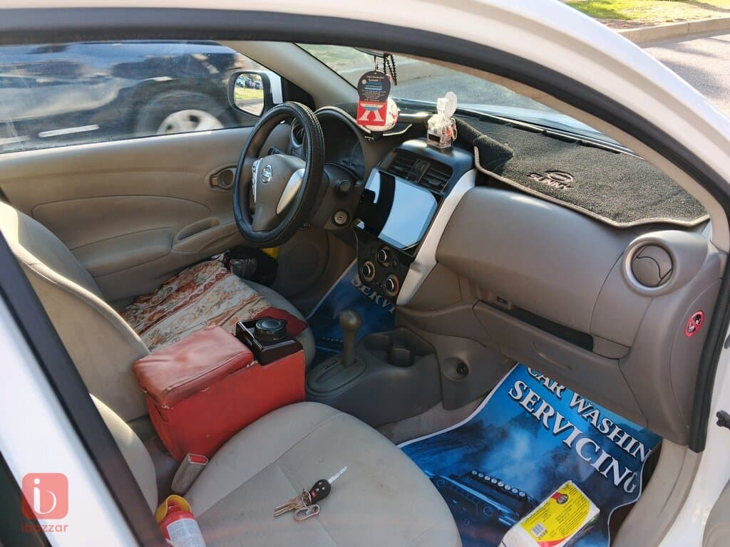 Nissan Sunny 6