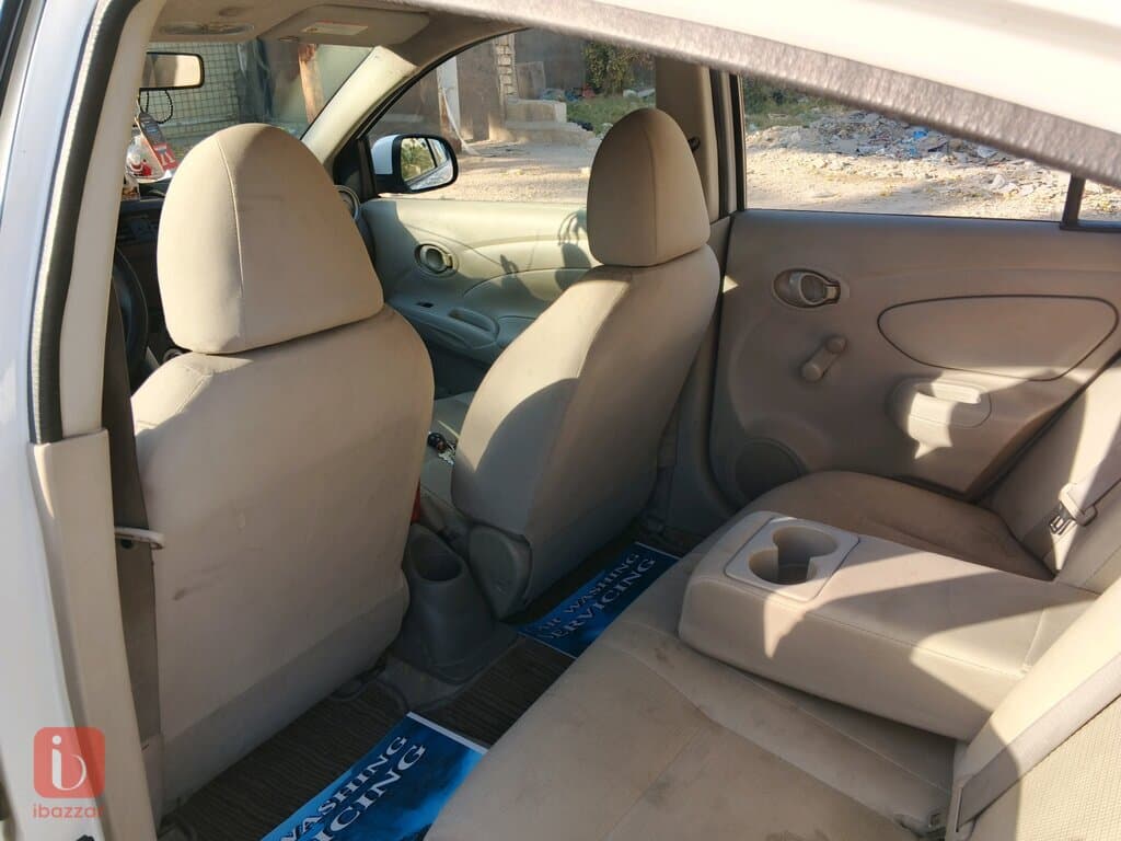Nissan Sunny 7