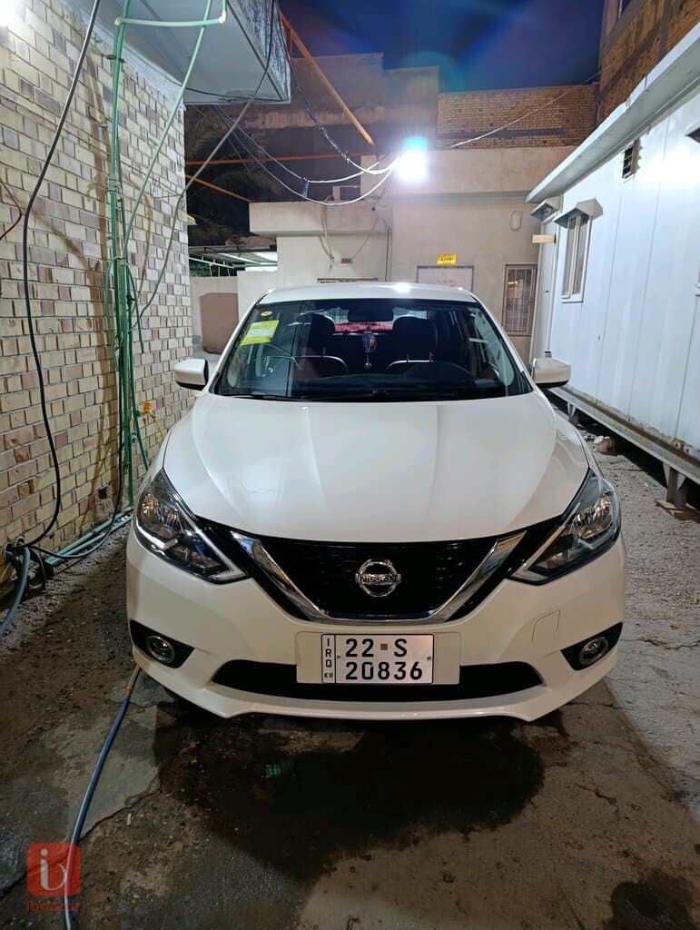 Nissan Sentra 1