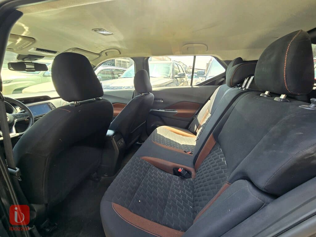 Nissan Kicks SR 5