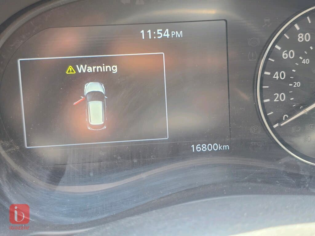Nissan Kicks SR 8