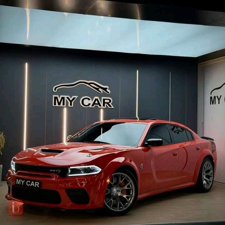 Dodge Charger SRT 392 1