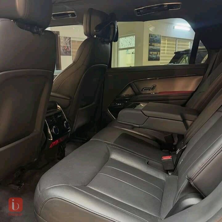 Land Rover Range Rover Sport SE 6
