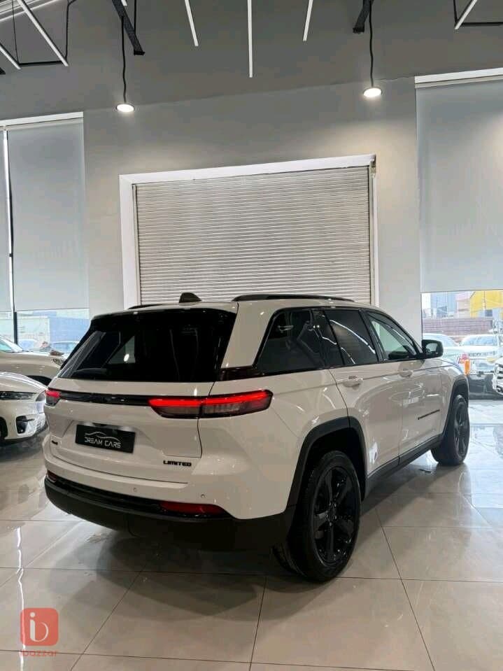 Jeep Grand Cherokee Limited 4