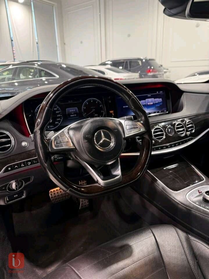 Mercedes-Benz S-Class S 500 9