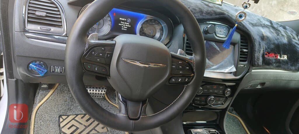 Chrysler 300 S 4