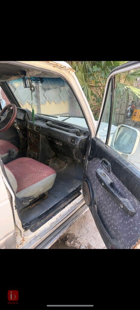 Mitsubishi Pajero GLS 6