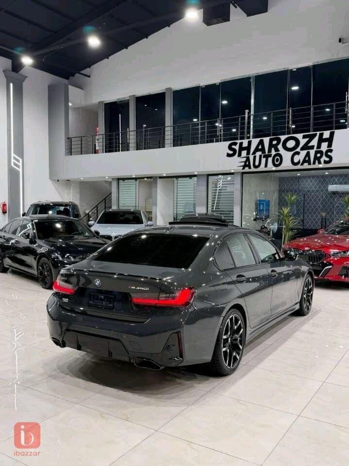 BMW 3-Series 340i 5