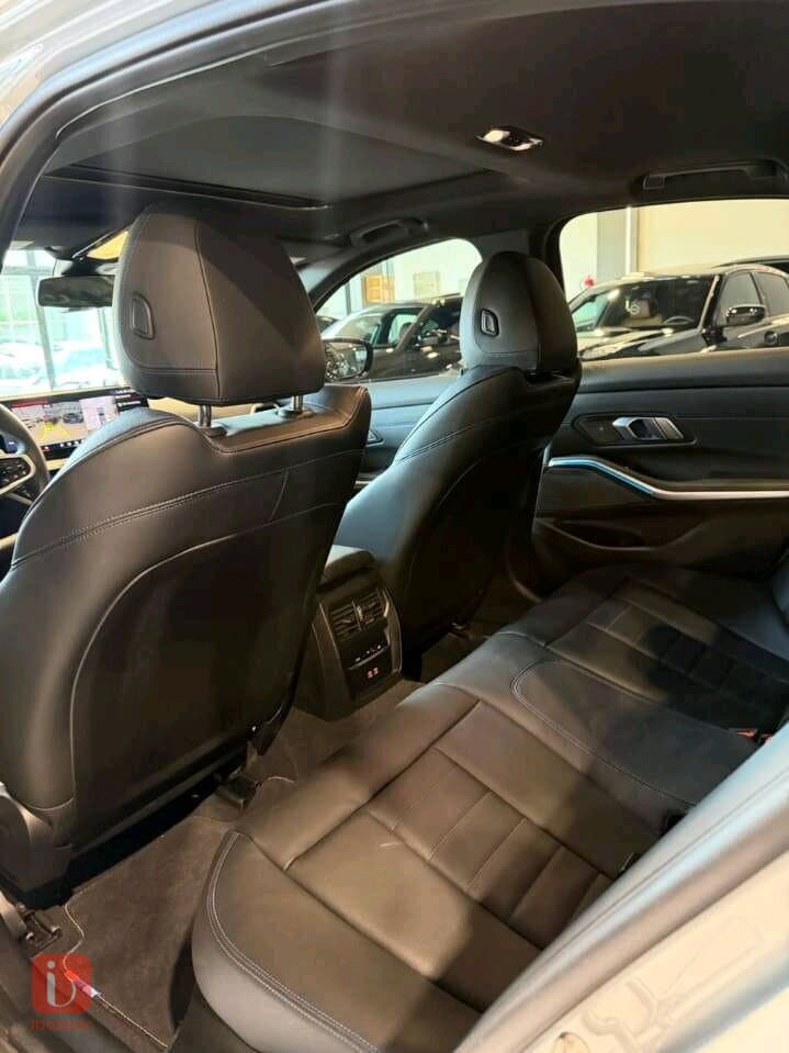 BMW 3-Series 340i 6