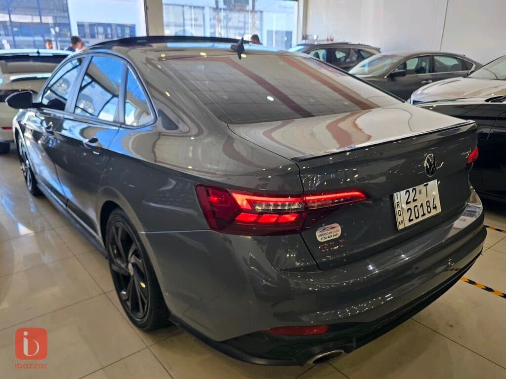Volkswagen Jetta GLI 3