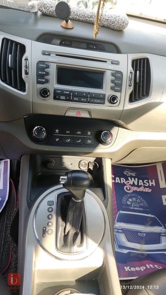 KIA Sportage EX 3
