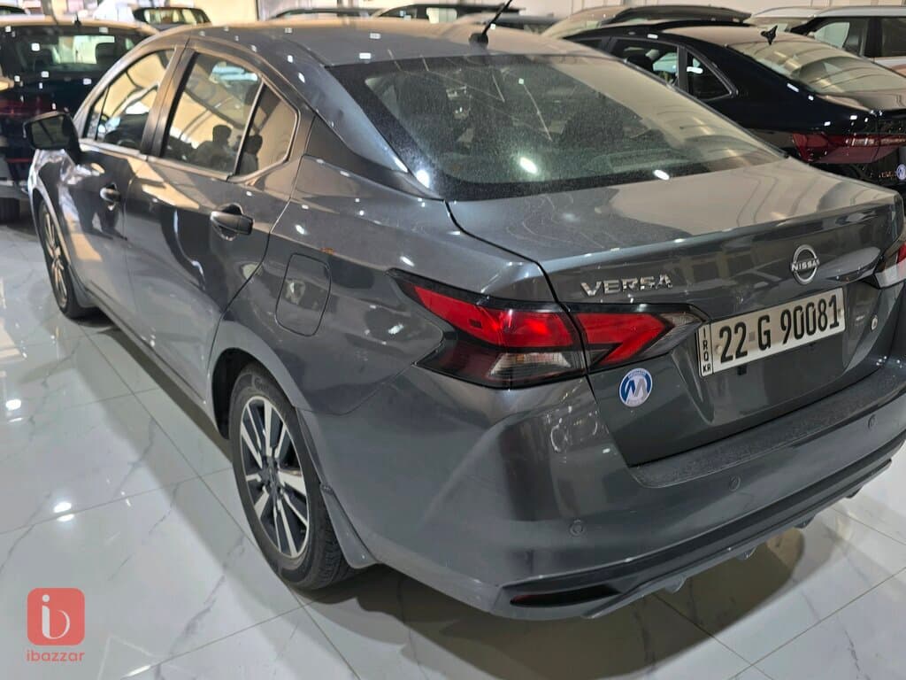 Nissan Versa 4