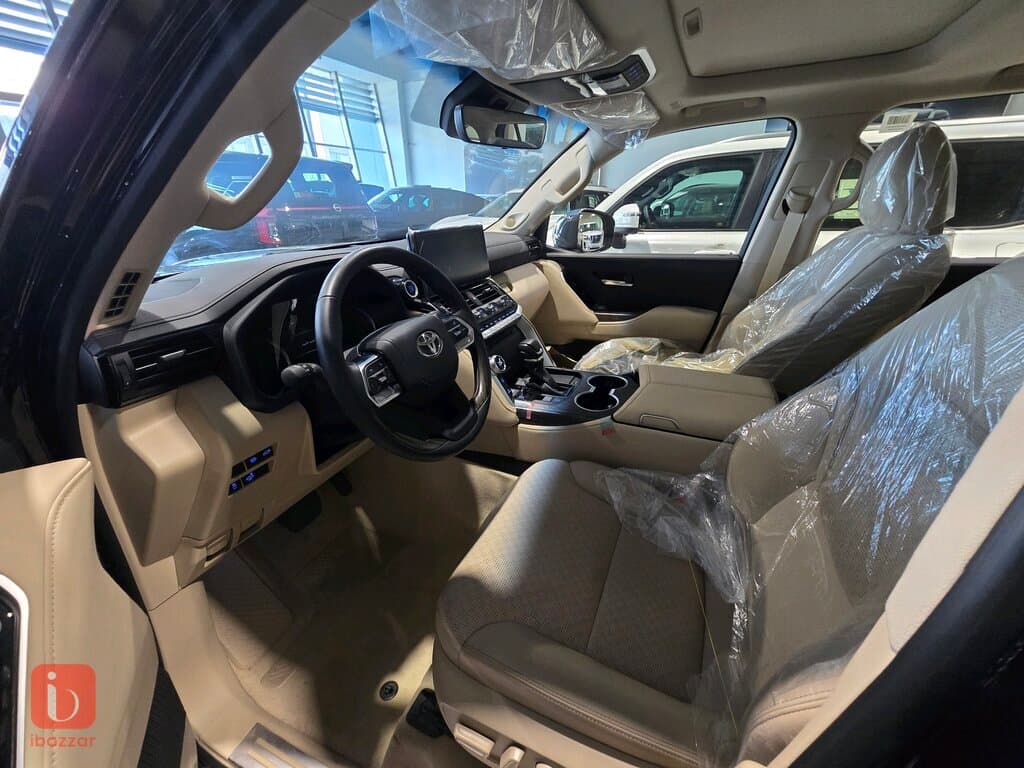 Toyota Land Cruiser VX 9
