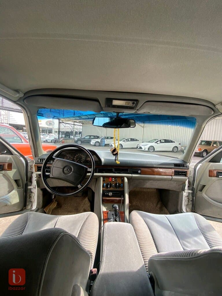 Mercedes-Benz S-Class 9