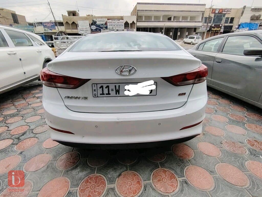 Hyundai Elantra GLS 2