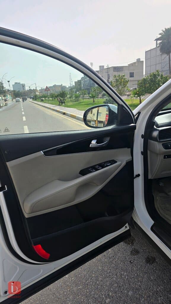 KIA Sorento 5
