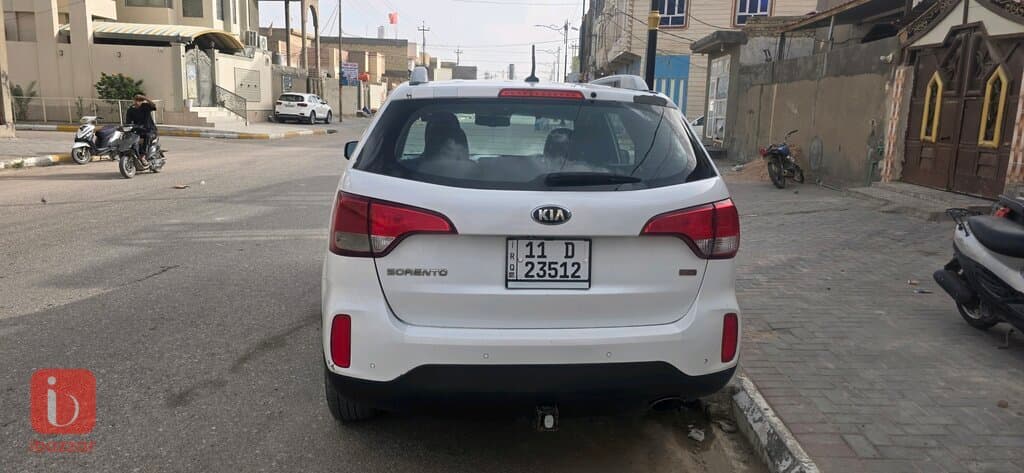 KIA Sorento EX 3