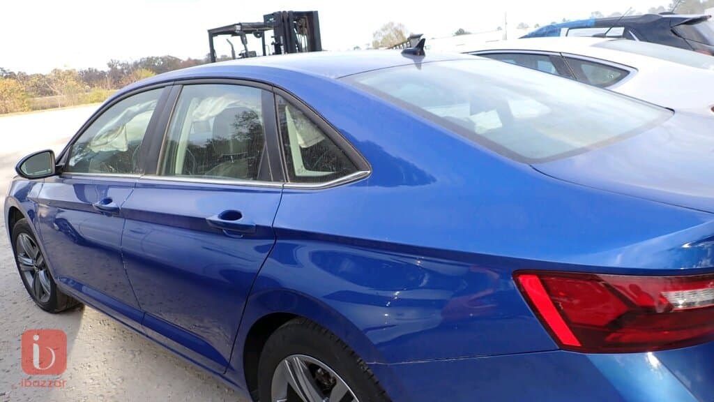 Volkswagen Jetta SE 10