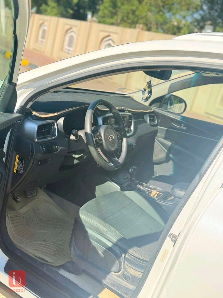 KIA Sorento LX 8