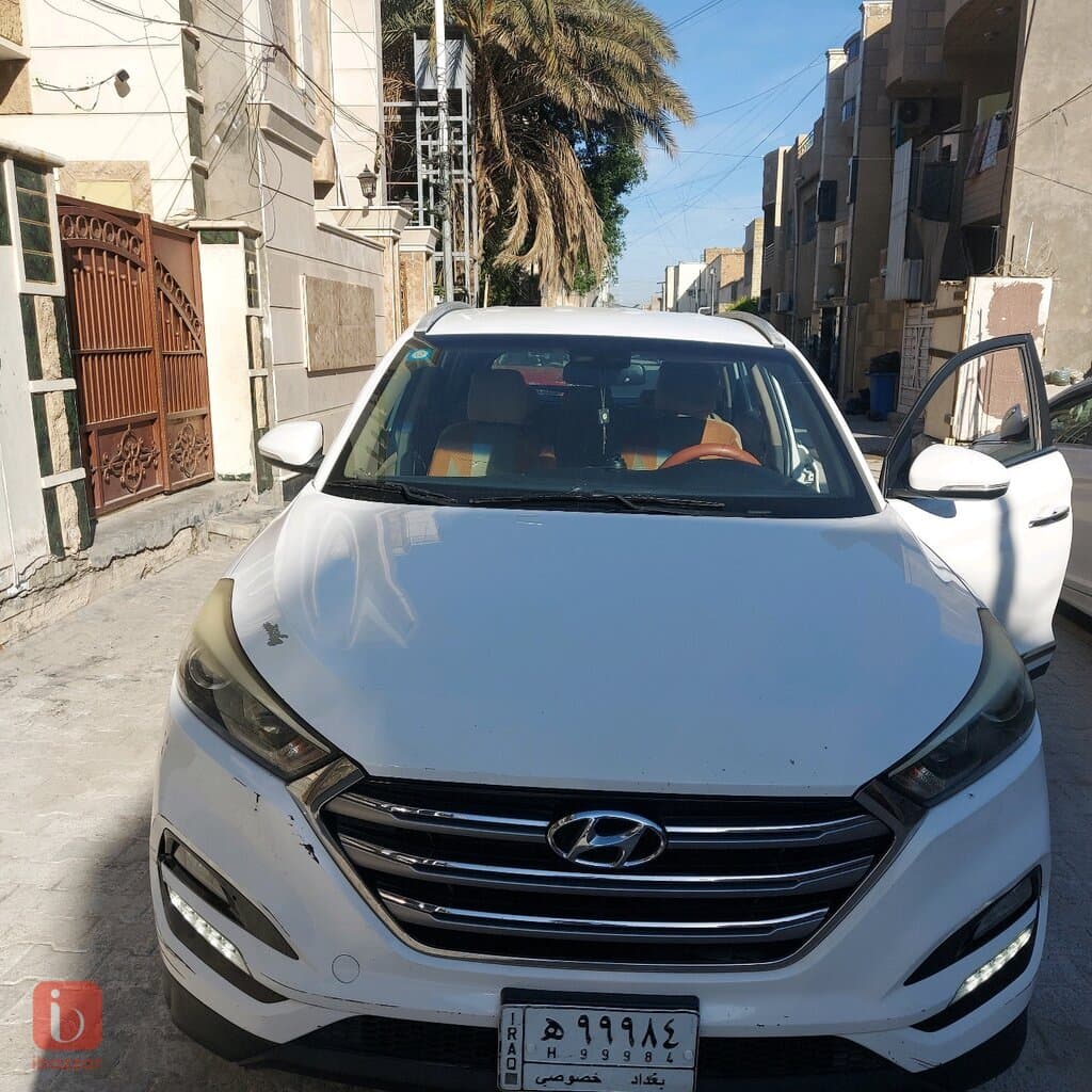Hyundai Tucson 1