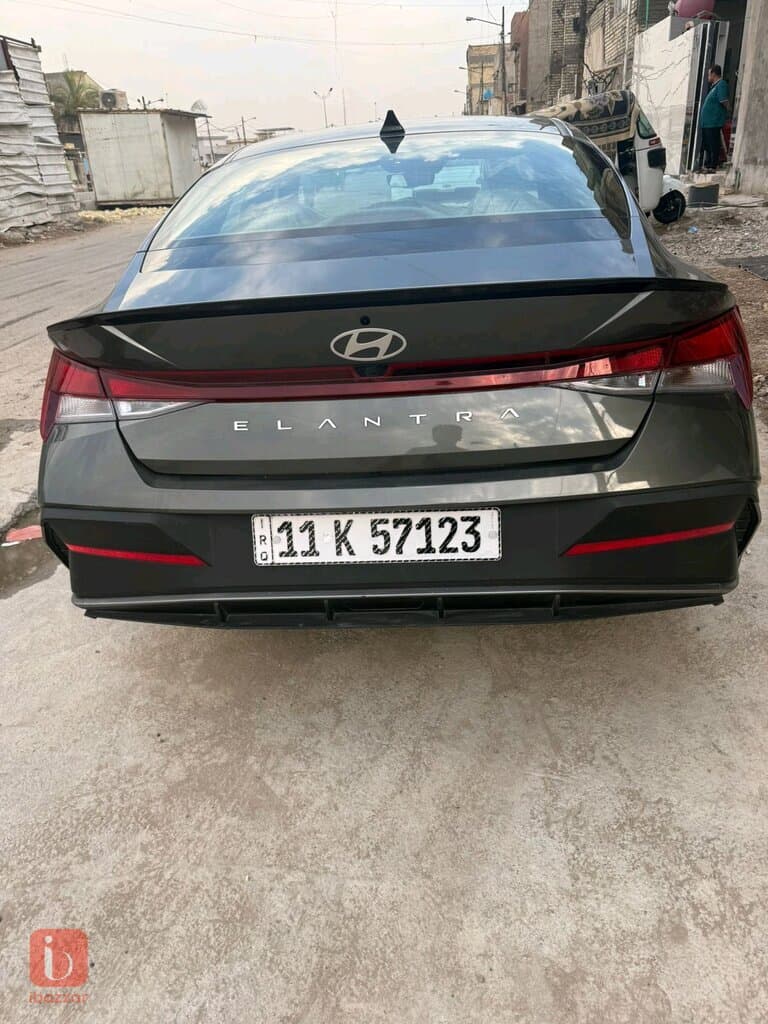 Hyundai Elantra Sport 1