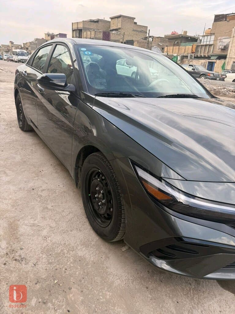 Hyundai Elantra Sport 6