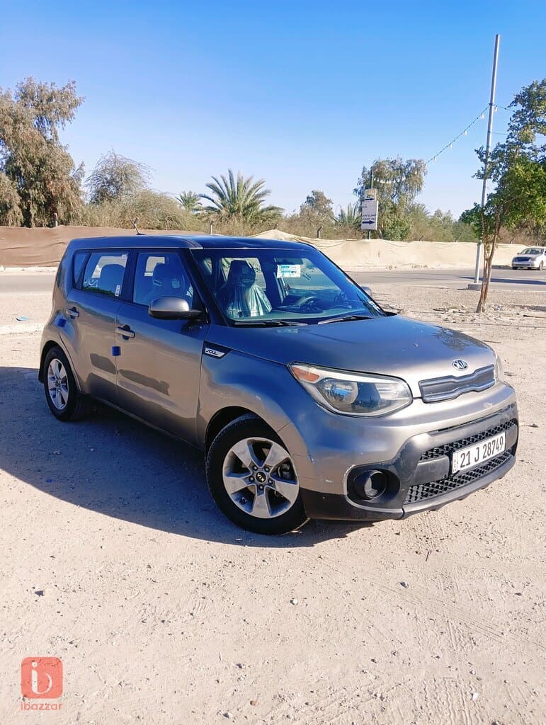KIA Soul LX 9