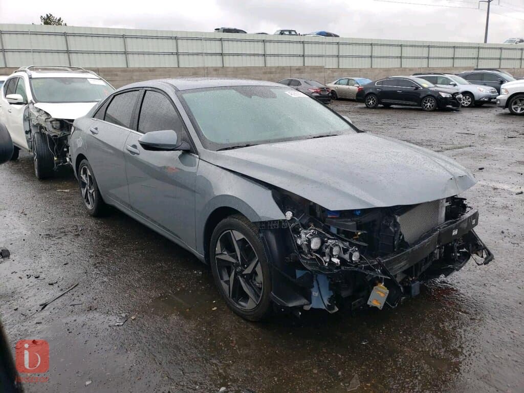 Hyundai Elantra Sport 11